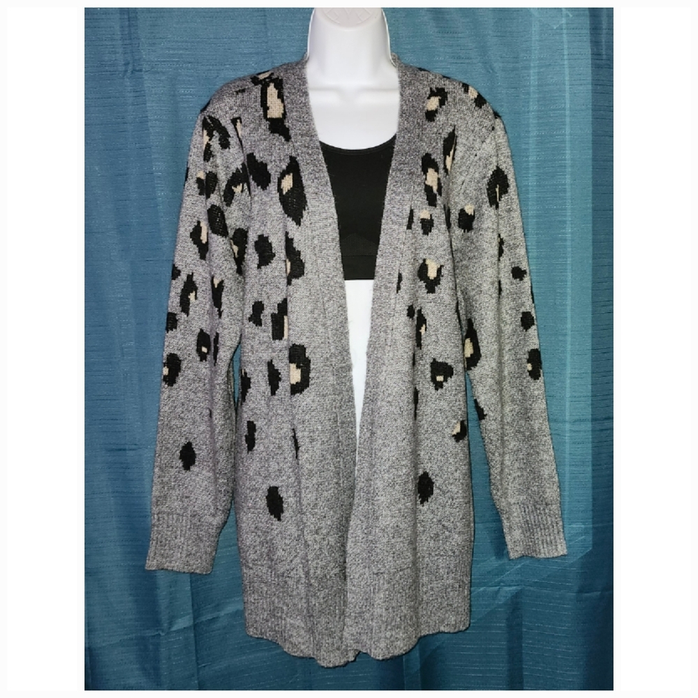 Maurices | Gray Leopard Sweater - Picture 2 of 5